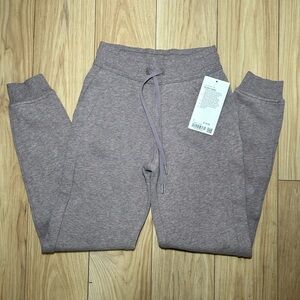 Lululemon Scuba Jogger Heathered Violet Verbana